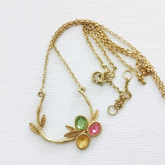 Leaf Branch U Shaped Pendant Necklace - Picture 2 of 4